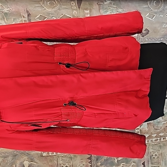 Bianca Nygard Weekend red jacket zipper front - Picture 3 of 11